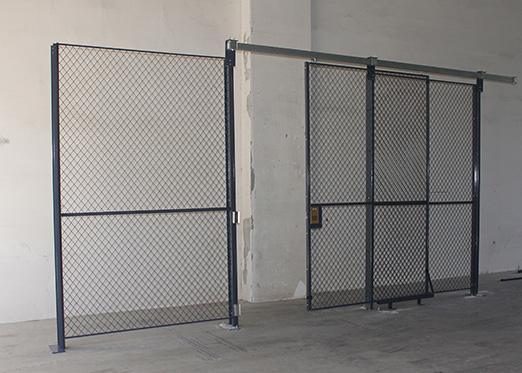 Independent 4 Sides Wire Mesh Security Partitions For Warehouse 20’ *15’ *8’